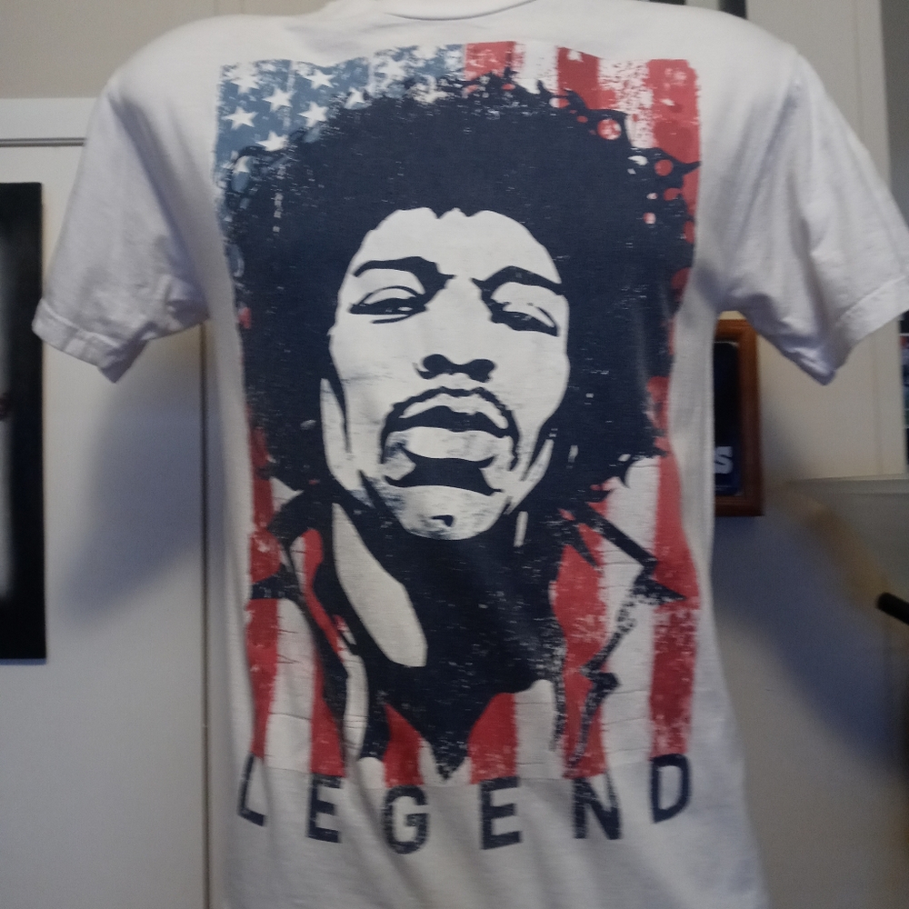 Jimi Hendrix shirt